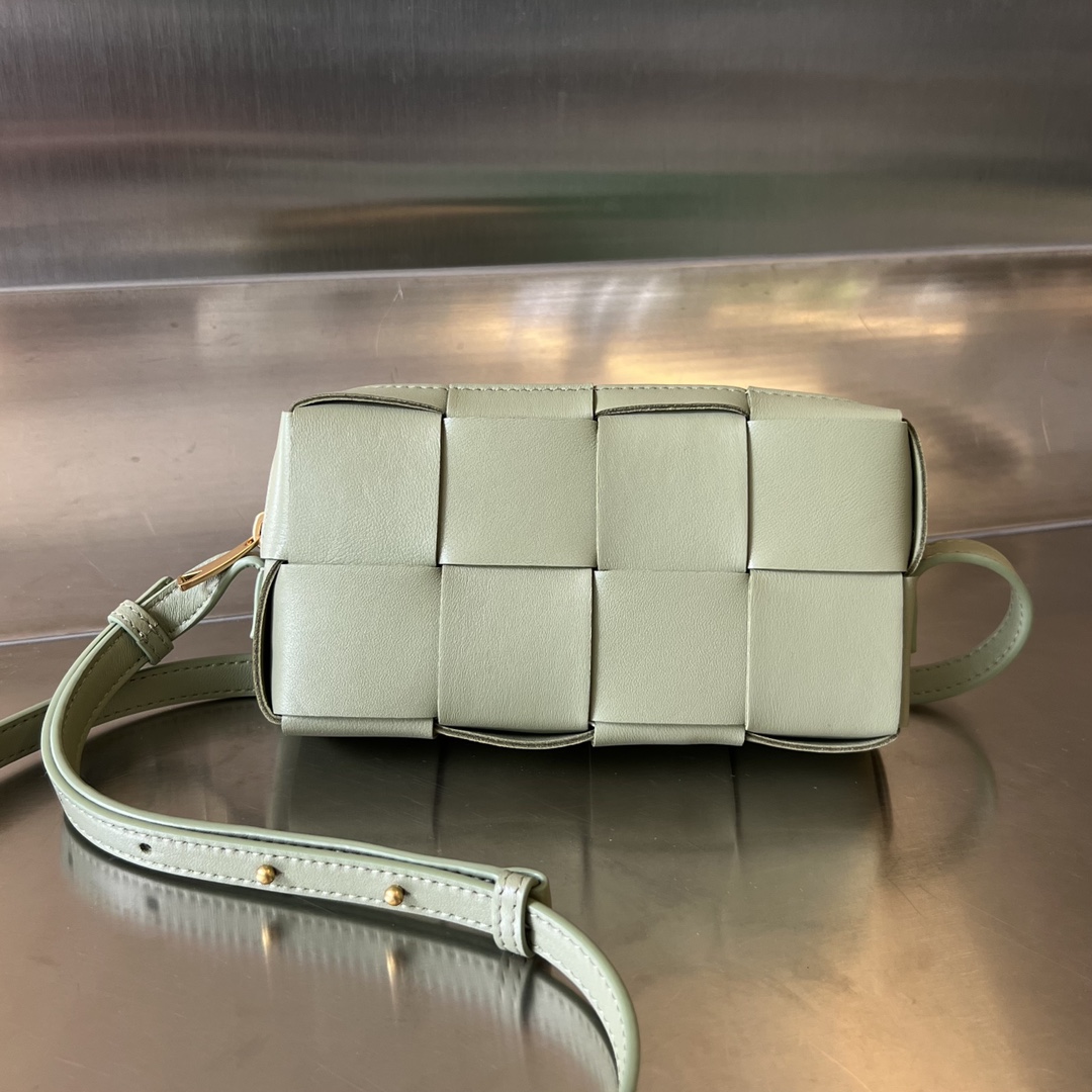 Mini Cassette Intreccio Leather Cross-body Bag Light Grey